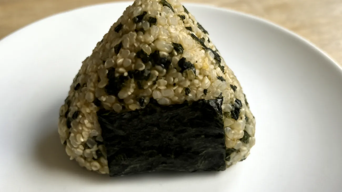 Onigiri au quinoa et algues wakame"